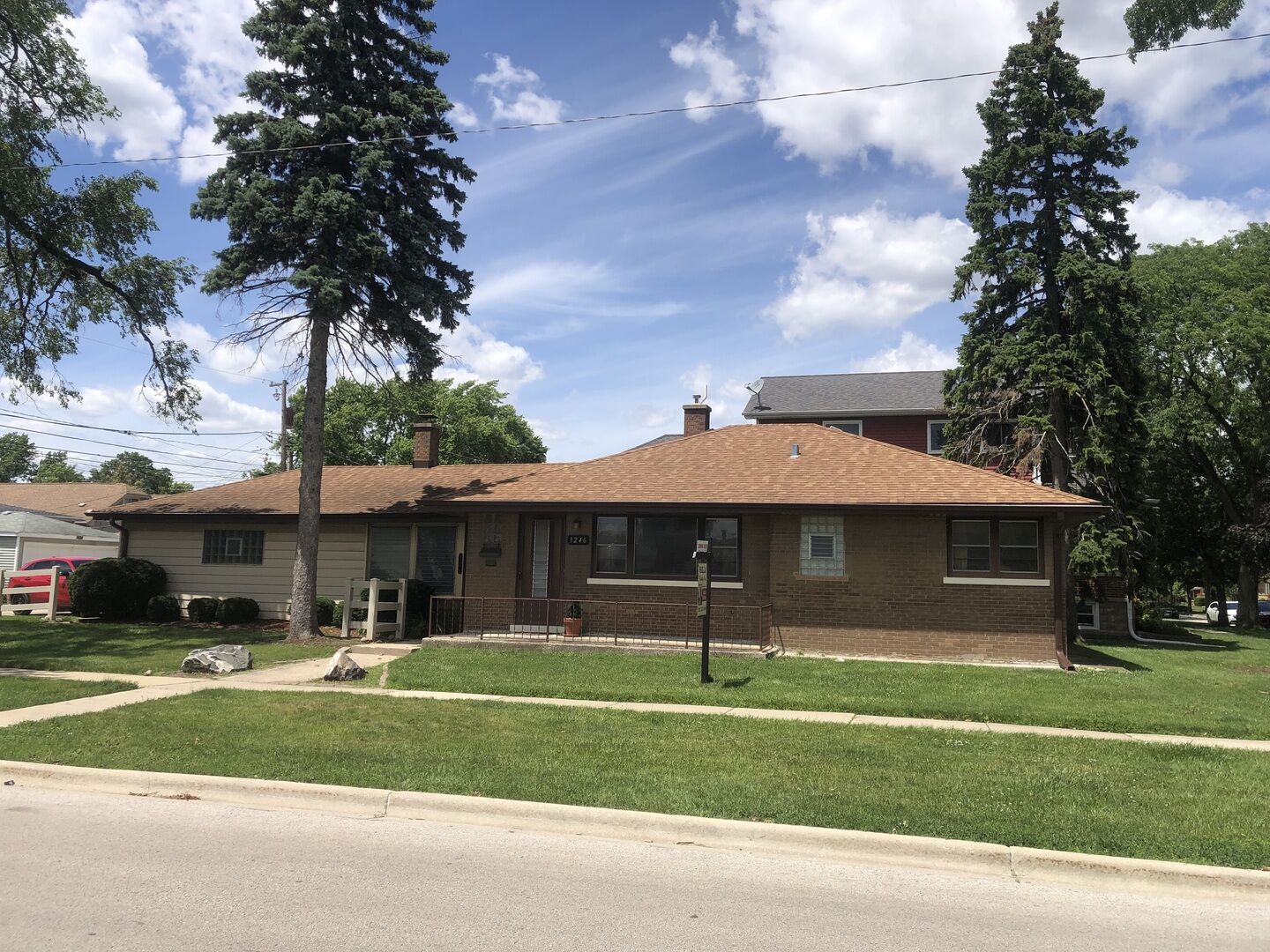 Property Photo:  3246 Oak Avenue  IL 60513 