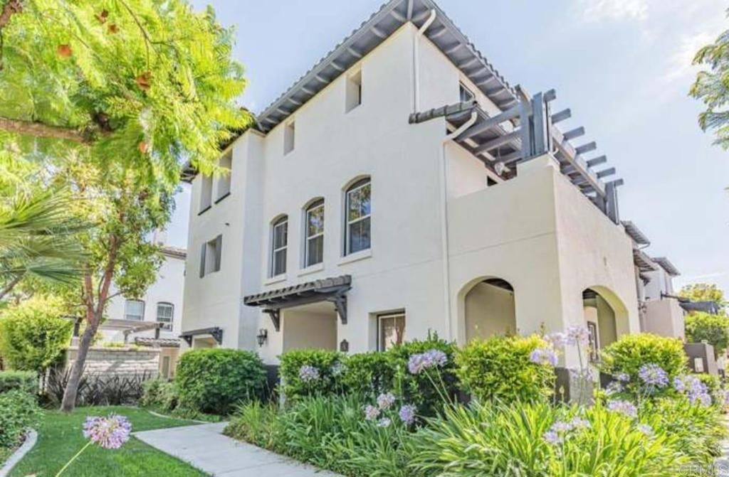 Property Photo:  2157 Dovetail Court 239  CA 91915 