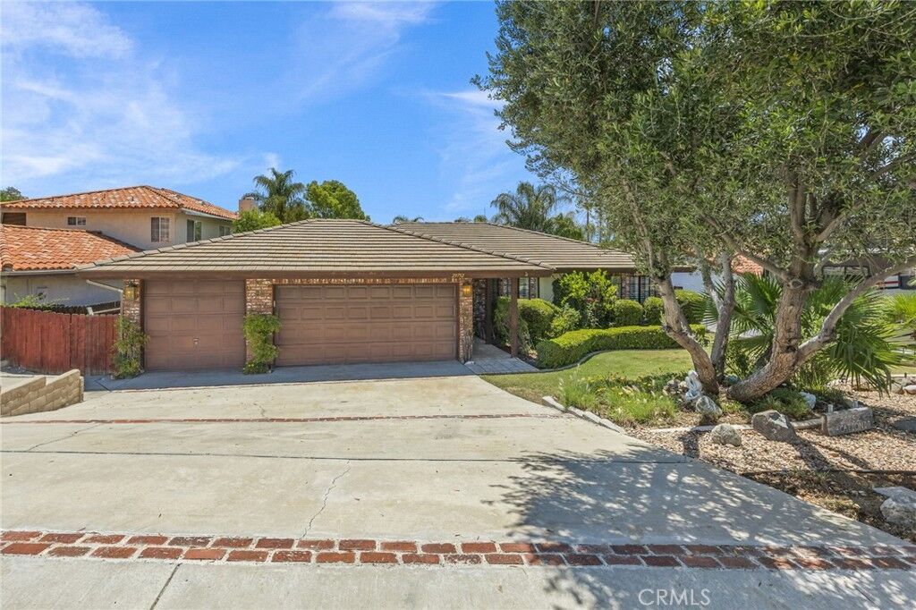 Property Photo:  29752 Vacation  CA 92587 
