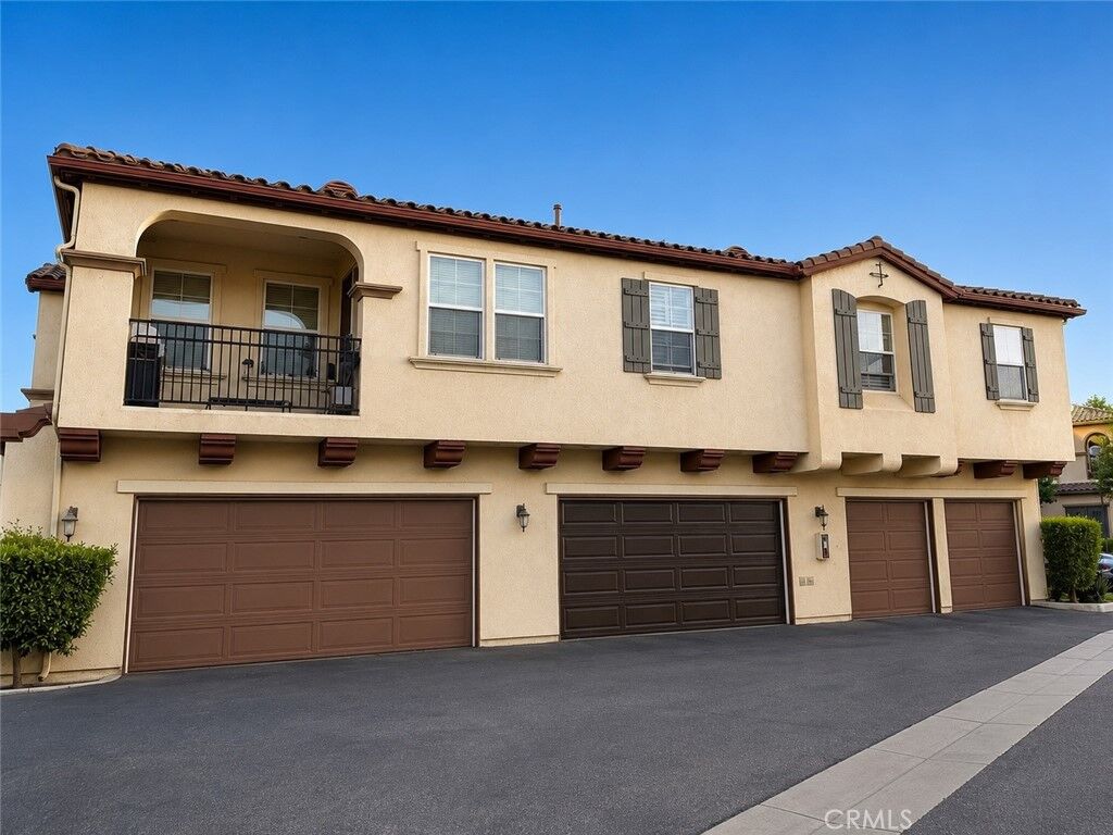Property Photo: 2750 E Oak Hill 12 CA 91761