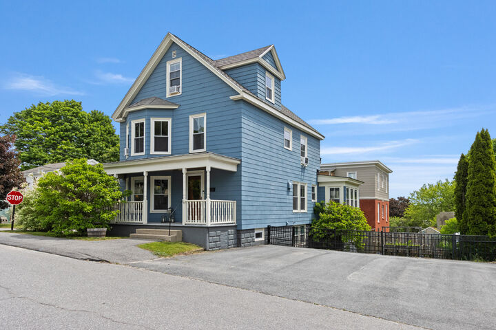 Property Photo:  24 Grandview Avenue  ME 04106 