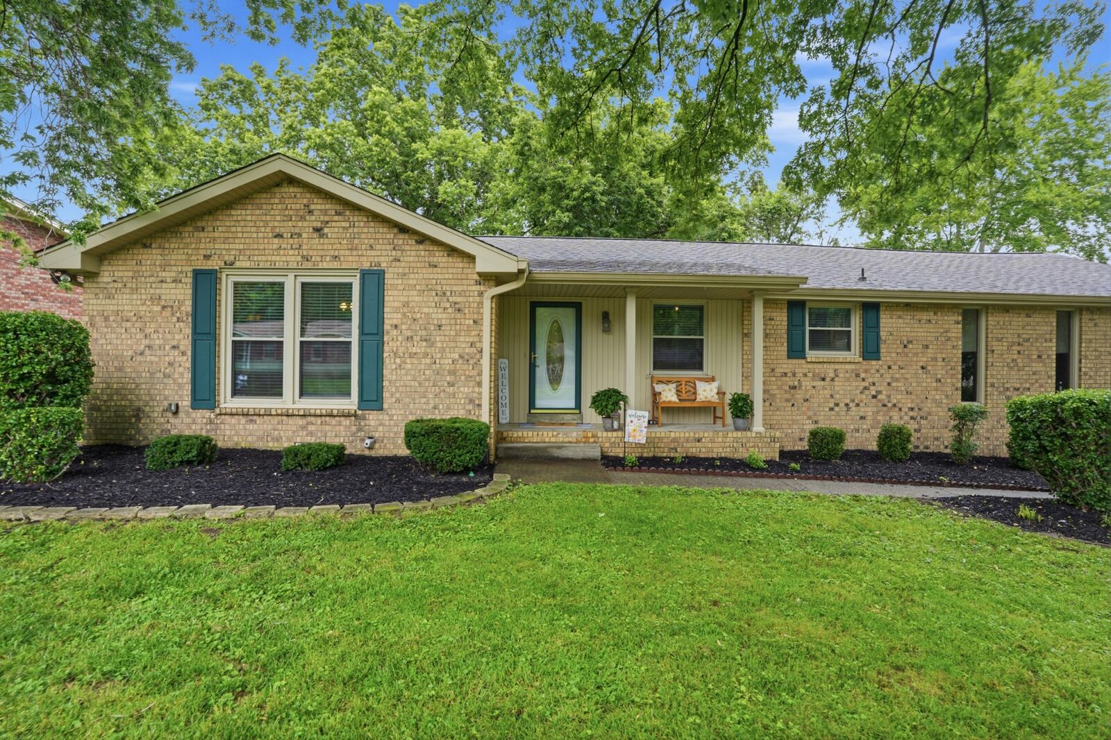 Property Photo:  107 Charleston Dr  TN 37072 
