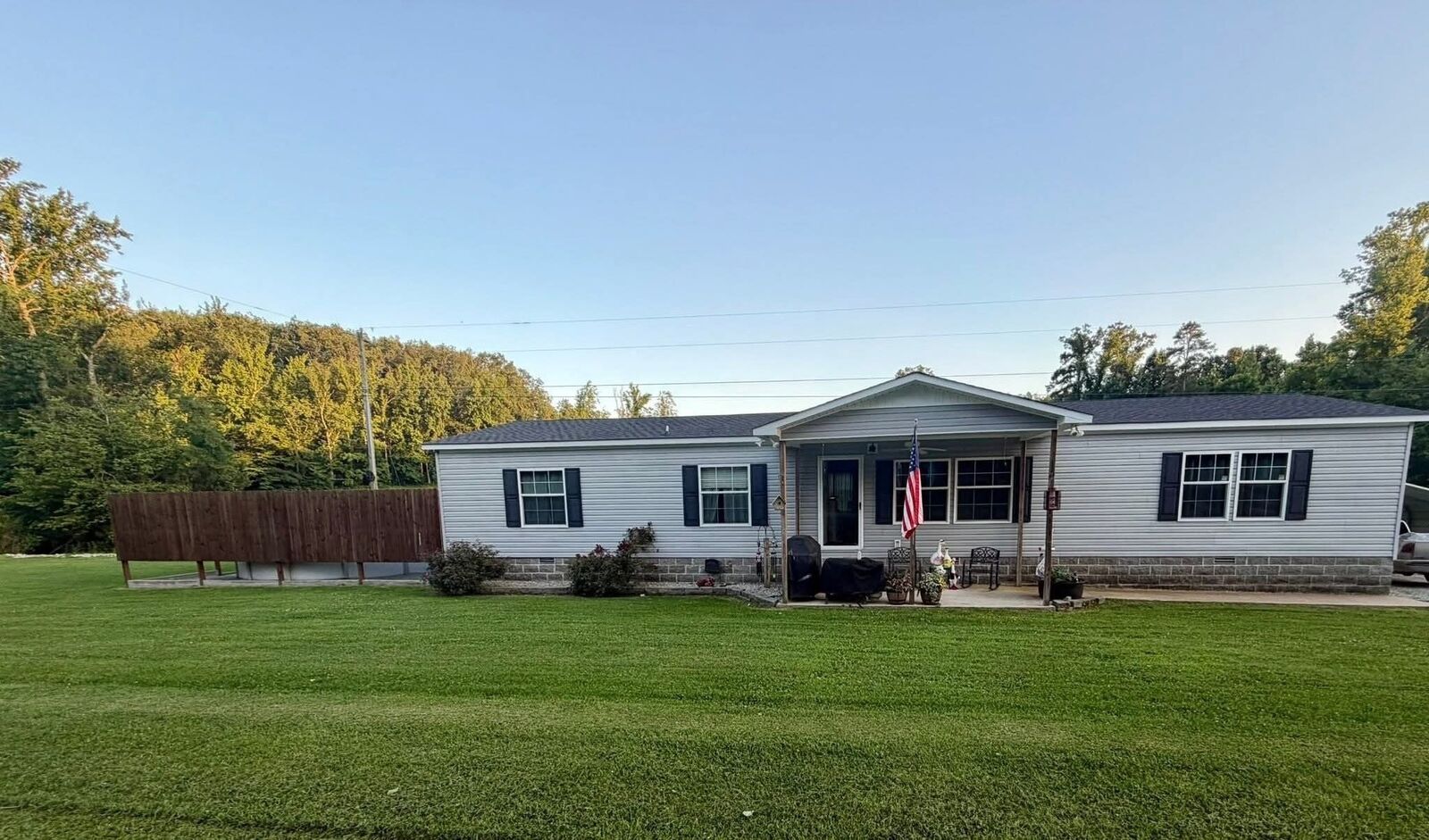 Property Photo: 1881 Clifton Tpke TN 38485