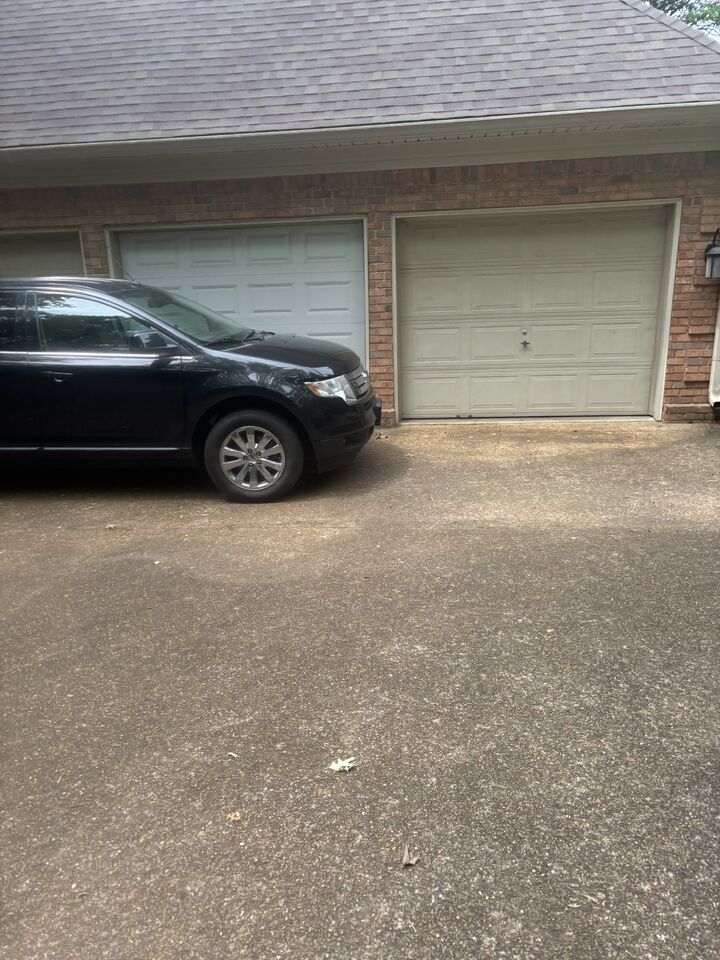 Property Photo:  3921 Windolyn Cir S  TN 38133 