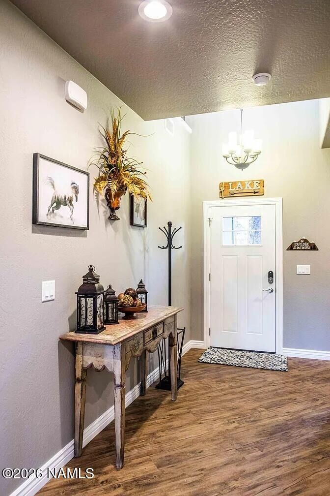Property Photo: 548 Comanche Street AZ 86005