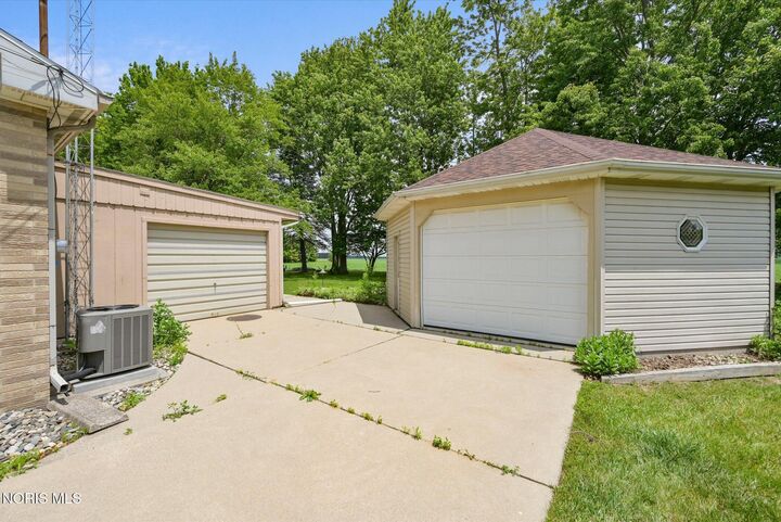 Property Photo: 9826 State Route 64 OH 43558