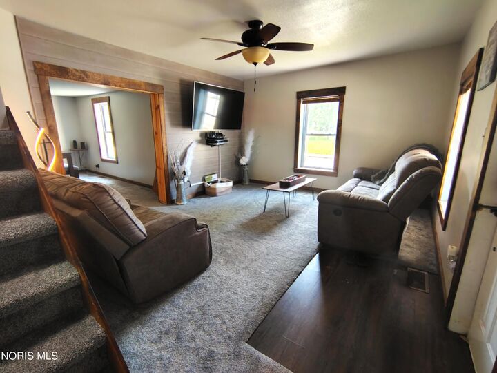 Property Photo: 195 S Jackson Street OH 43549
