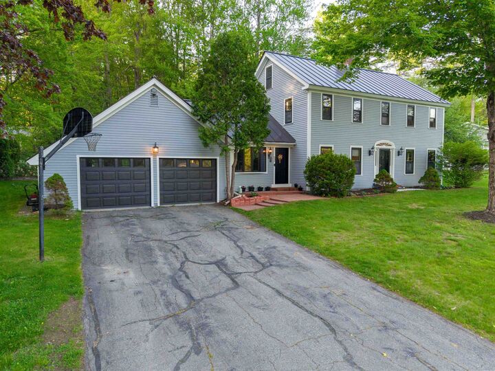 Property Photo: 52 Ledgewood Road NH 03743