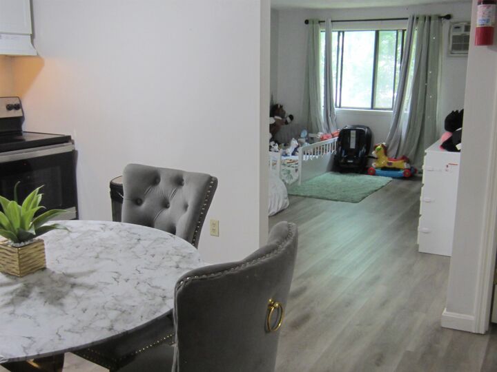 Property Photo:  55 Log Street  NH 03102 