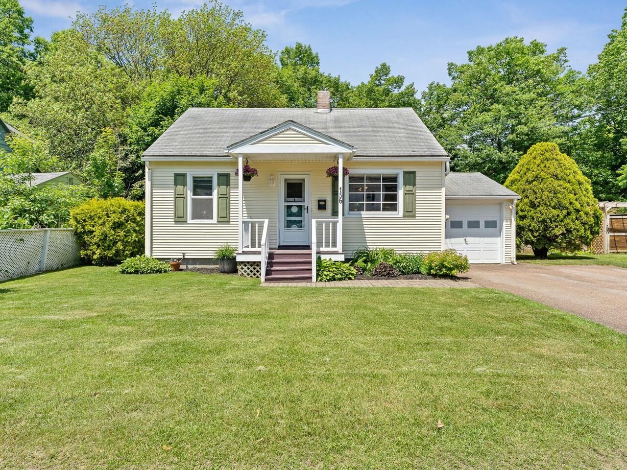 Property Photo: 156 Woodlawn Road VT 05408