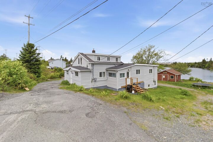 1197-1199 St. Margarets Bay Road — photo 1