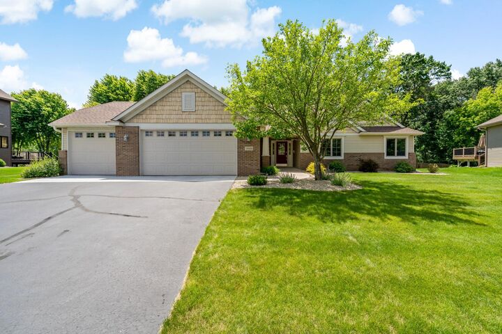 Property Photo:  19604 Ironton Circle NW  MN 55330 