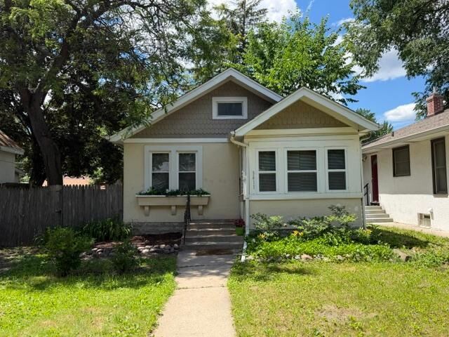 Property Photo: 3411 Queen Avenue N MN 55412