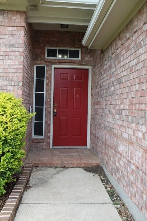 Property Photo: 1070 Hillwood Drive TX 76179