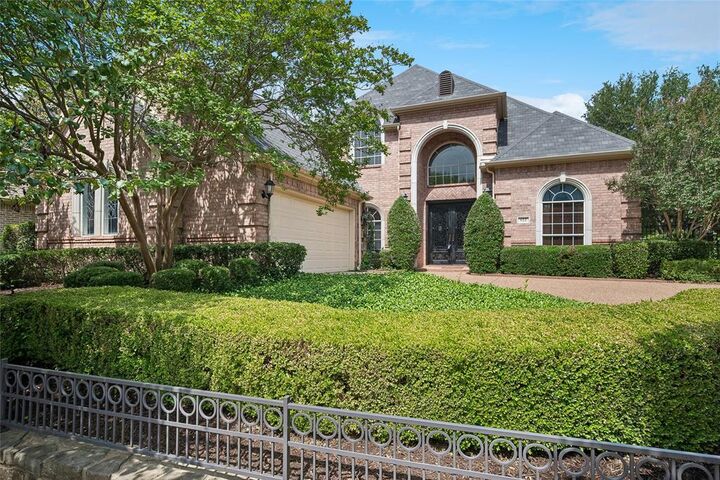 Property Photo:  622 Regency Crossing  TX 76092 