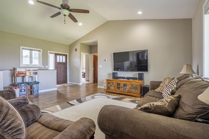 Property Photo:  571 Prospect St SW  IA 51031 