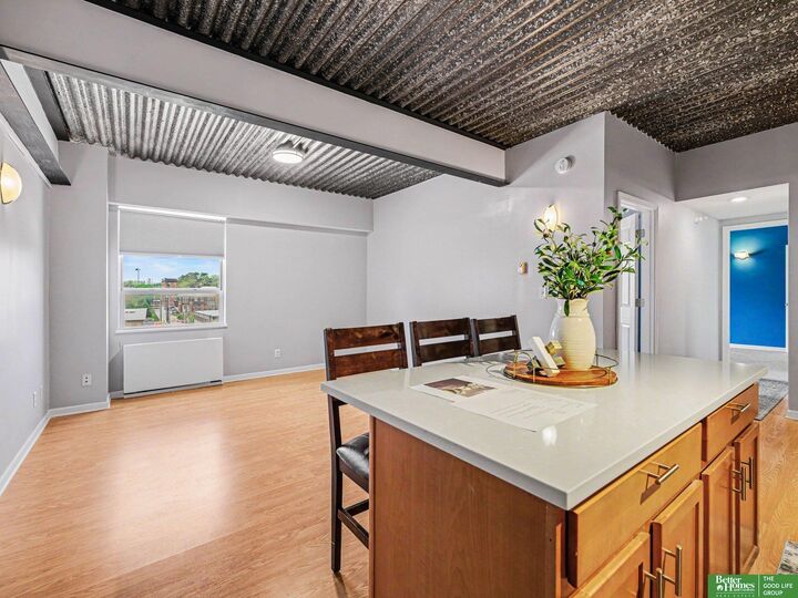 Property Photo: 105 N 31st Avenue 501 NE 68131