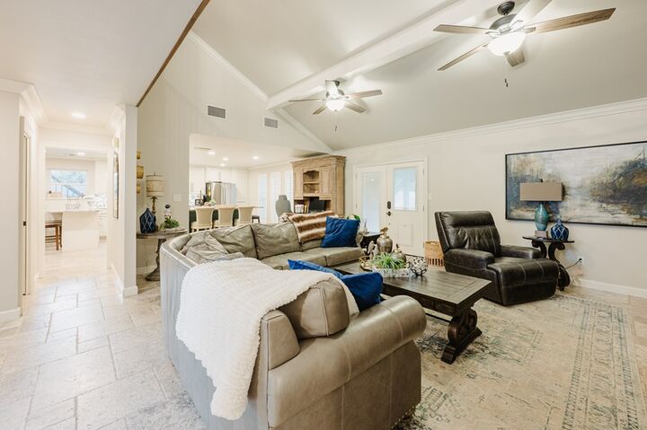 Property Photo: 804 Claymoor Dr TX 79764