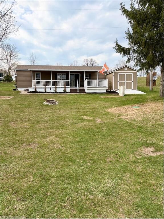232352 2 Wgr Concession — photo 1
