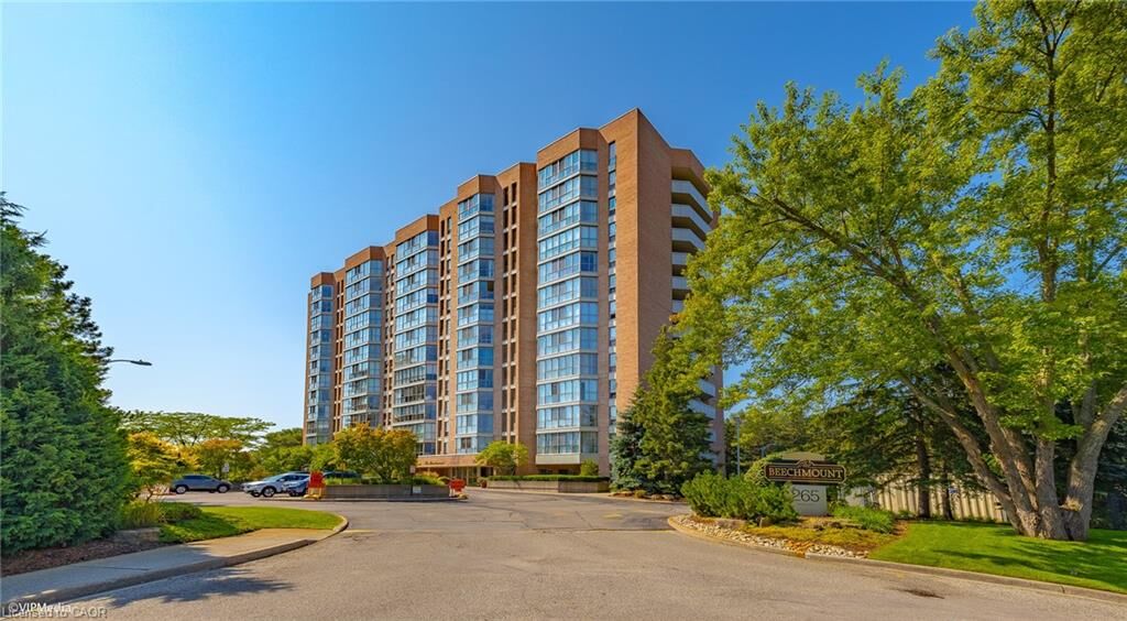 Property Photo:  265 Westcourt Place 601  ON N2L 6E4 