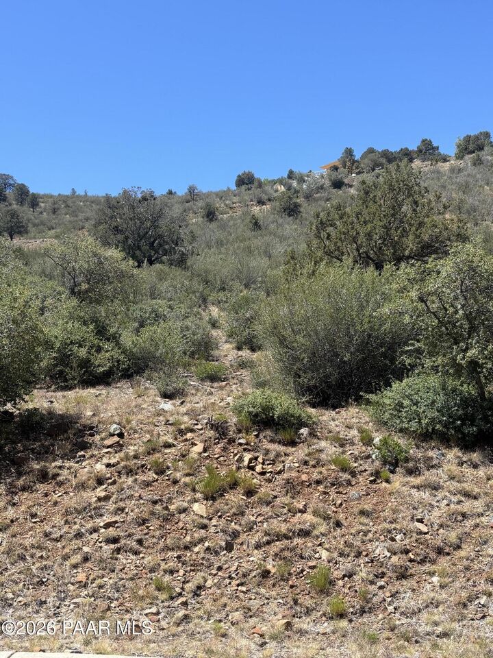 Property Photo:  727 W Lee Boulevard  AZ 86303 