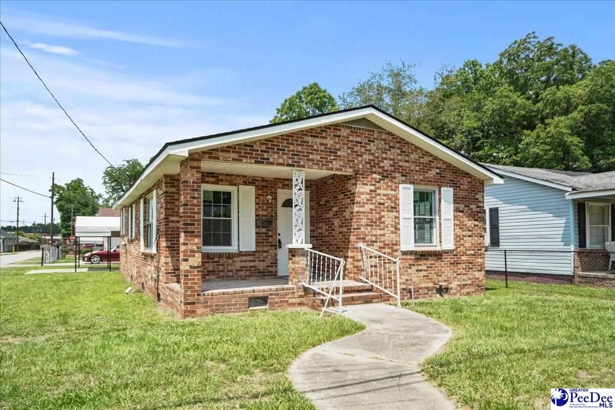 Property Photo: 205 W Roughfork St SC 29506