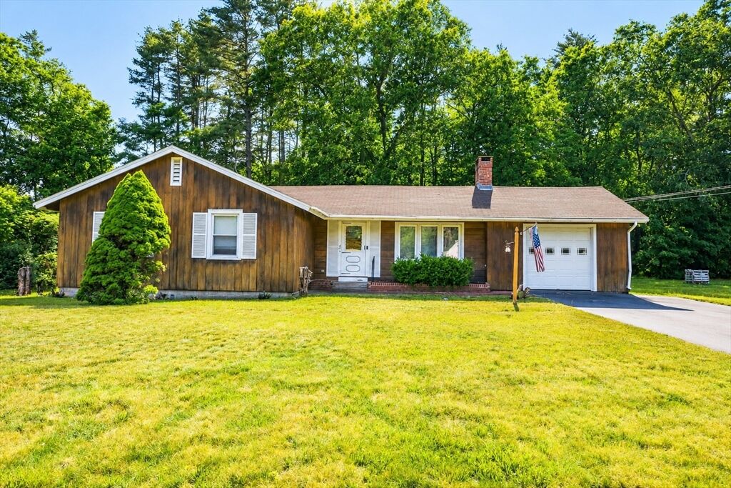 Property Photo: 40 Newell Pond Rd MA 01301