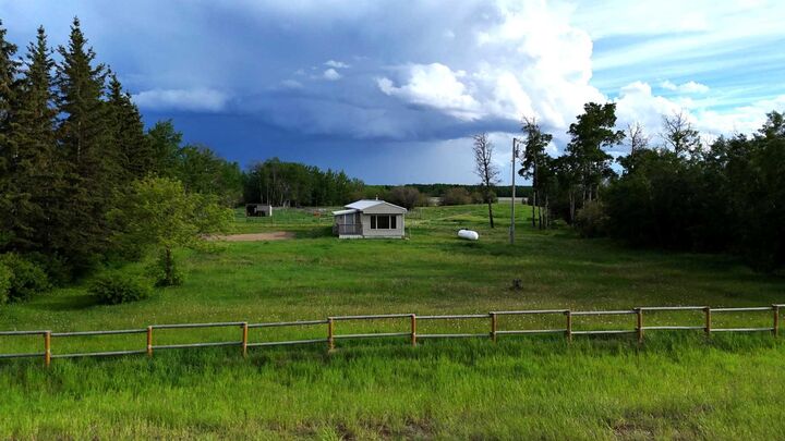 Property Photo: 74078 Range Road 13 AB T0H 1B0
