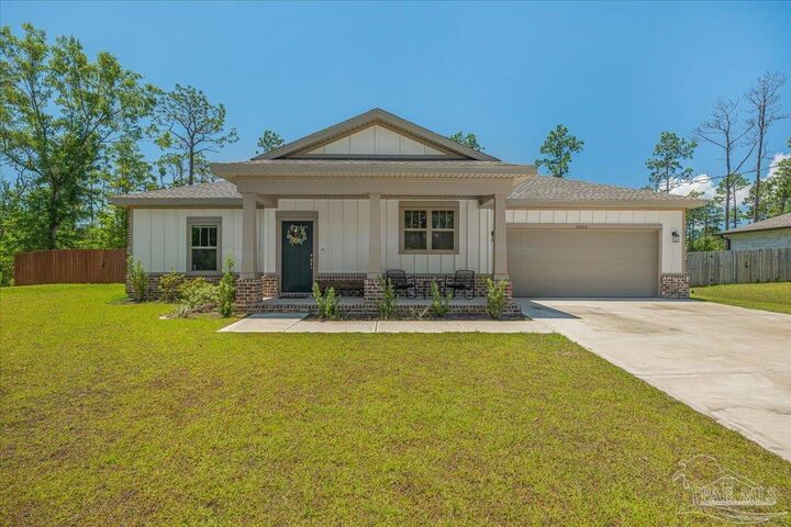 Property Photo: 6659 Rocky Shores Rd FL 32583