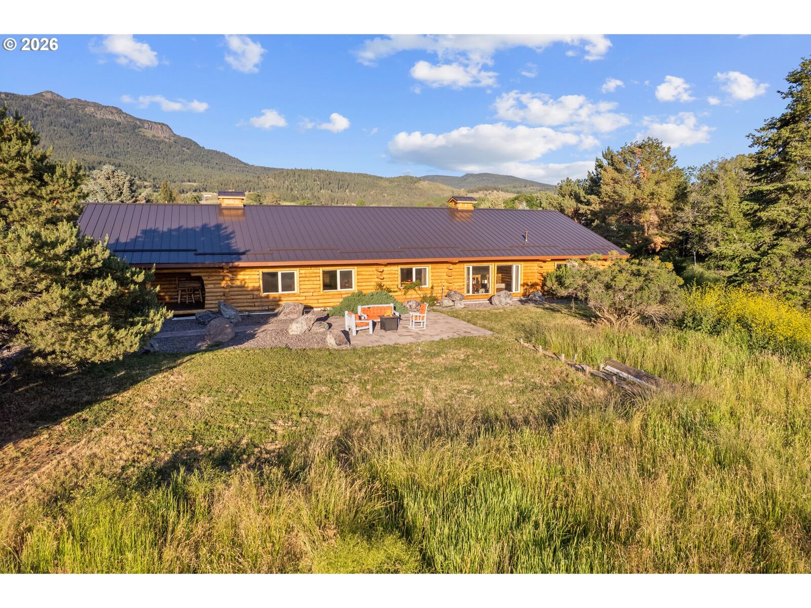 Property Photo: 69568 Heritage Ln OR 97824