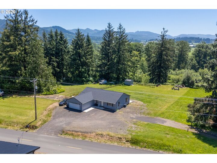 Property Photo: 7785 Sollie Smith Rd OR 97141