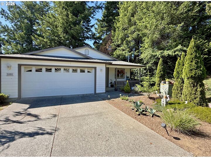 Property Photo:  1486 Seacrest Ln  OR 97415 