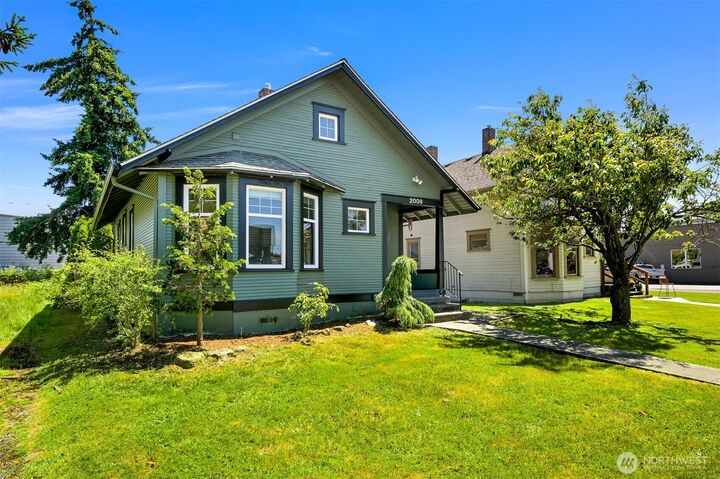 Property Photo: 2006 Iron Street WA 98225