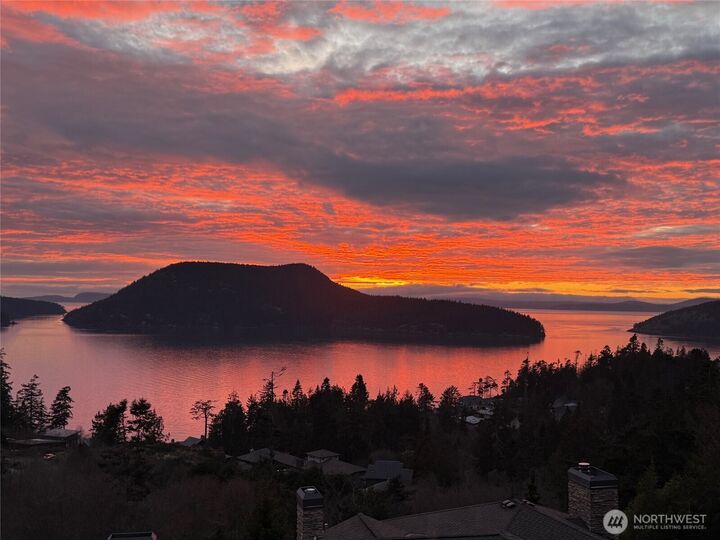 Property Photo: 4122 Ellisport Place WA 98221