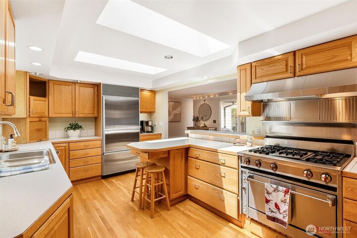 Property Photo: 17529 93rd Avenue NE WA 98011