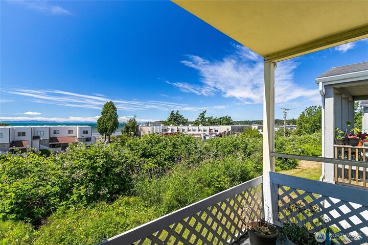 Property Photo:  8080  Harborview 167  WA 98230 
