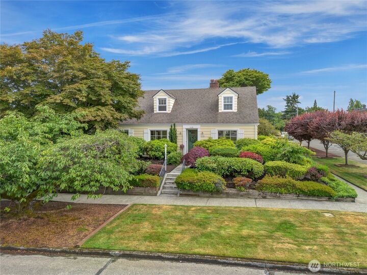 Property Photo: 4122 N 11th Street WA 98406