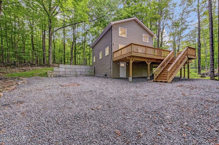 Property Photo:  117 Sheridan Road  PA 18428 