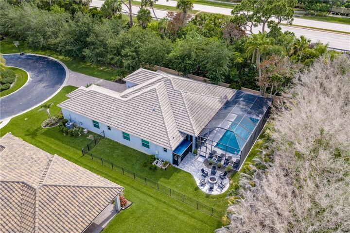 Property Photo:  6580 Samuel Lane  FL 32966 