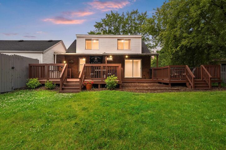 Property Photo:  811 Jordan Road  WI 54115 