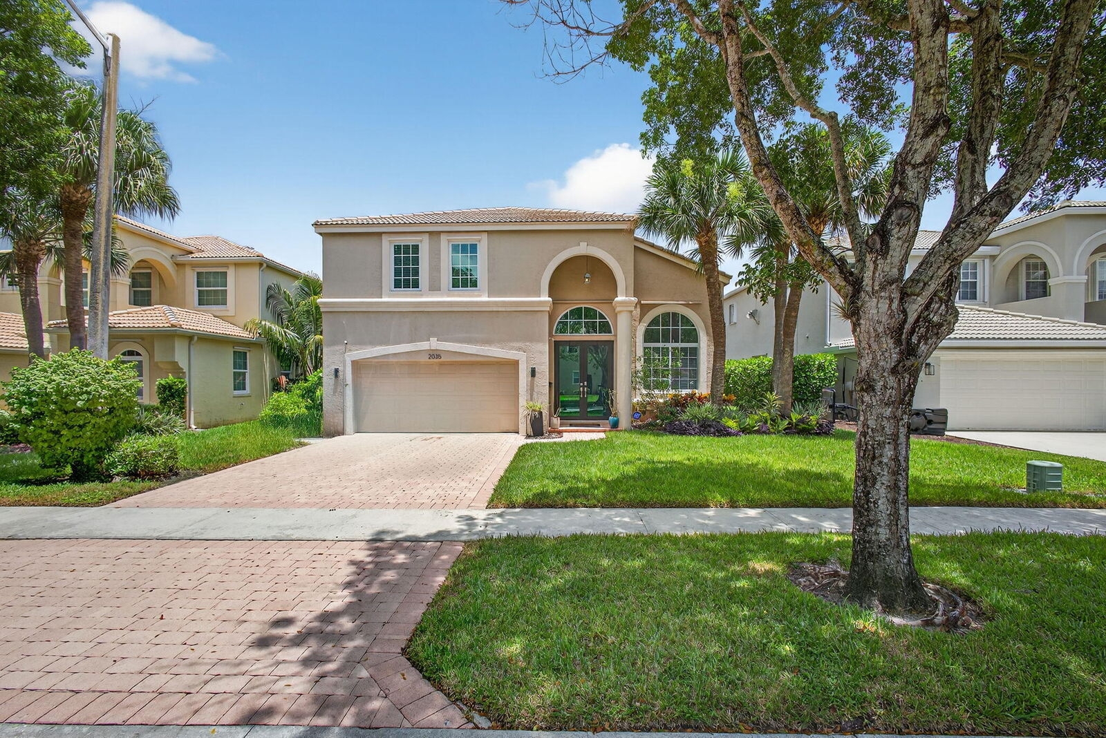 Property Photo: 2035 Reston Circle FL 33411