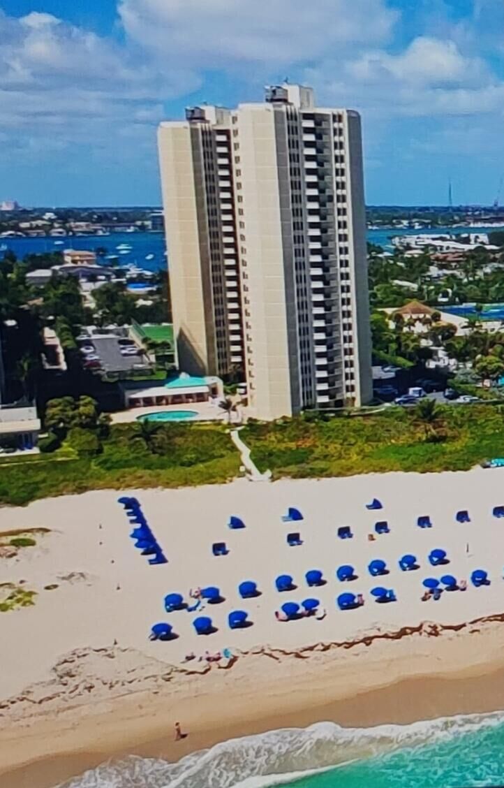 Property Photo:  2800 N Ocean Drive A-8B  FL 33404 