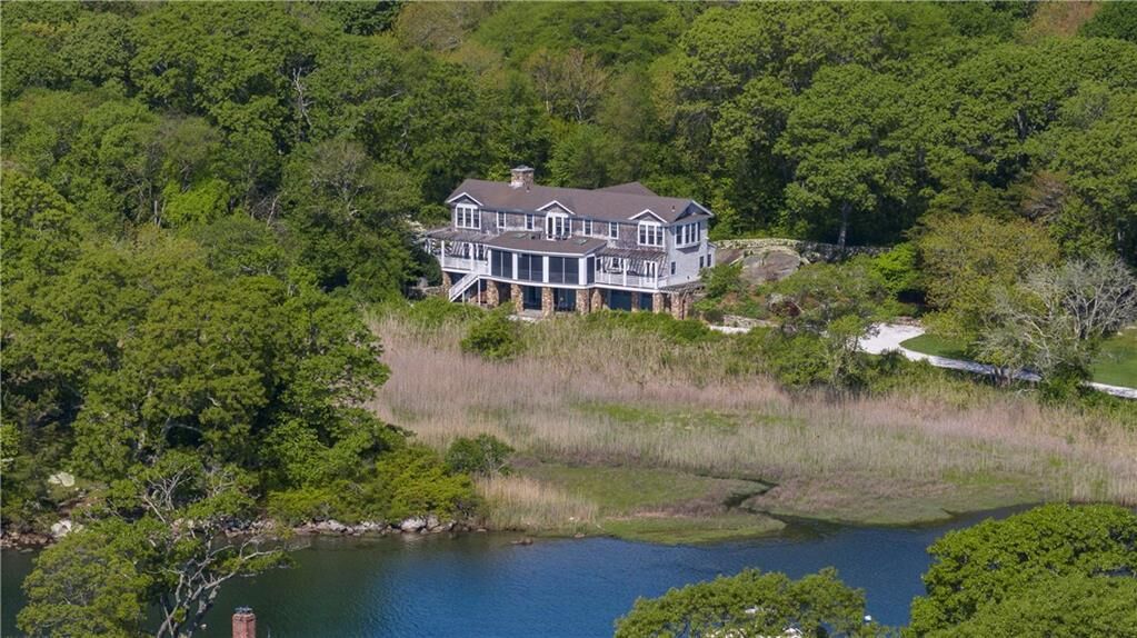 Property Photo:  137 Cove Point East Road  RI 02813 