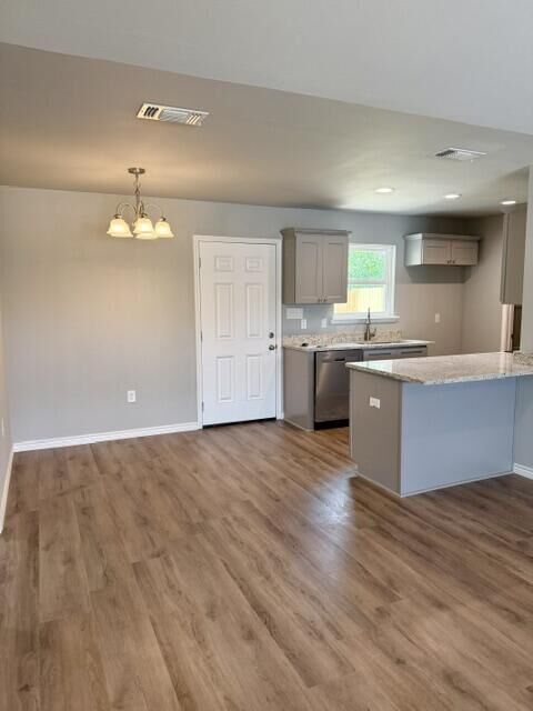 Property Photo: 2107 N Lillie Street TX 76903