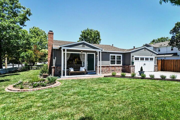 Property Photo:  1205 Fairview Avenue  CA 94061 