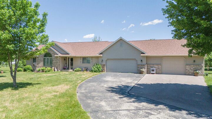 Property Photo:  W972 James Court  WI 53520 