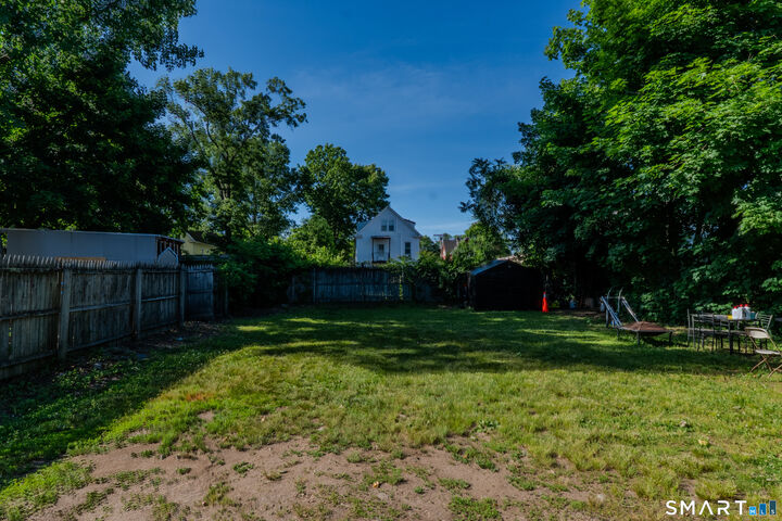 Property Photo:  65 Parmalee Avenue  CT 06511 