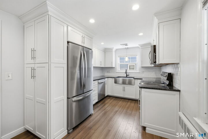 Property Photo: 39 Randal Avenue CT 06110
