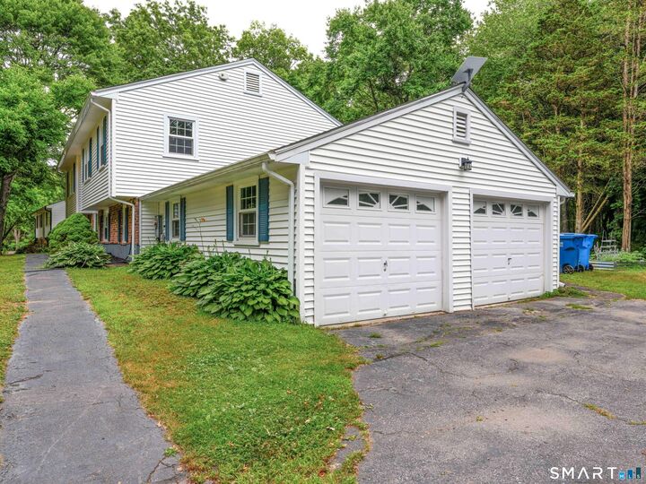 Property Photo: 47 Valley Shore Drive CT 06437