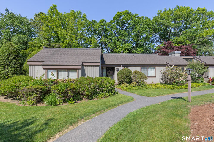 Property Photo: 10 Heritage Circle A CT 06488